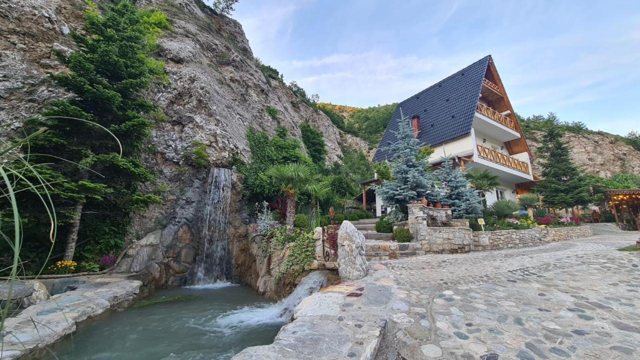 Dibra Park Agrotourism 호텔 Peshkopi 외부 사진