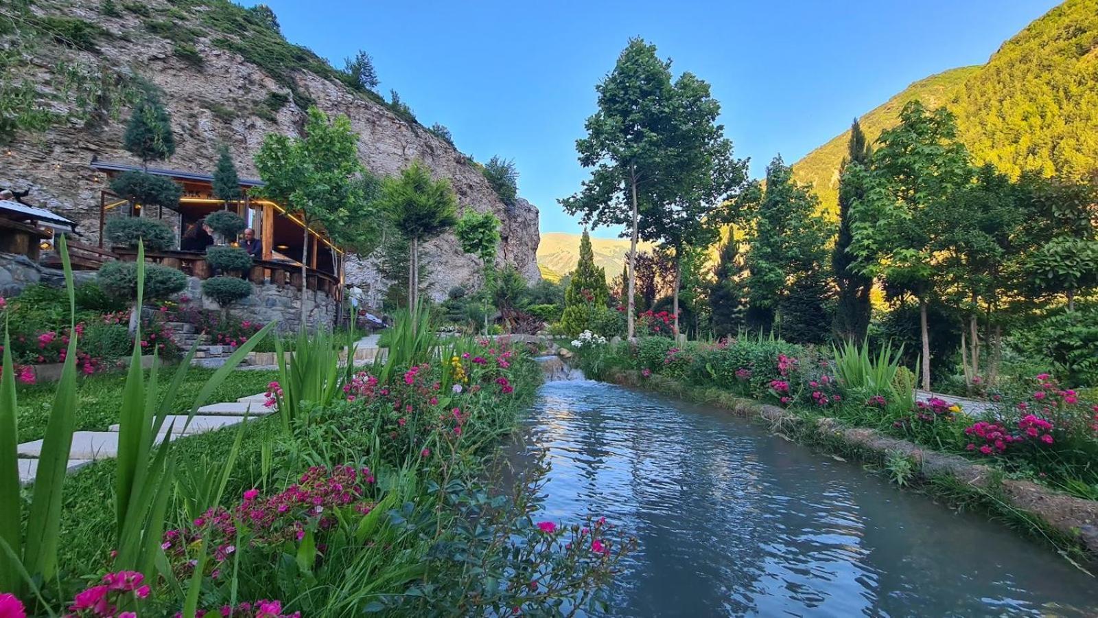 Dibra Park Agrotourism 호텔 Peshkopi 외부 사진